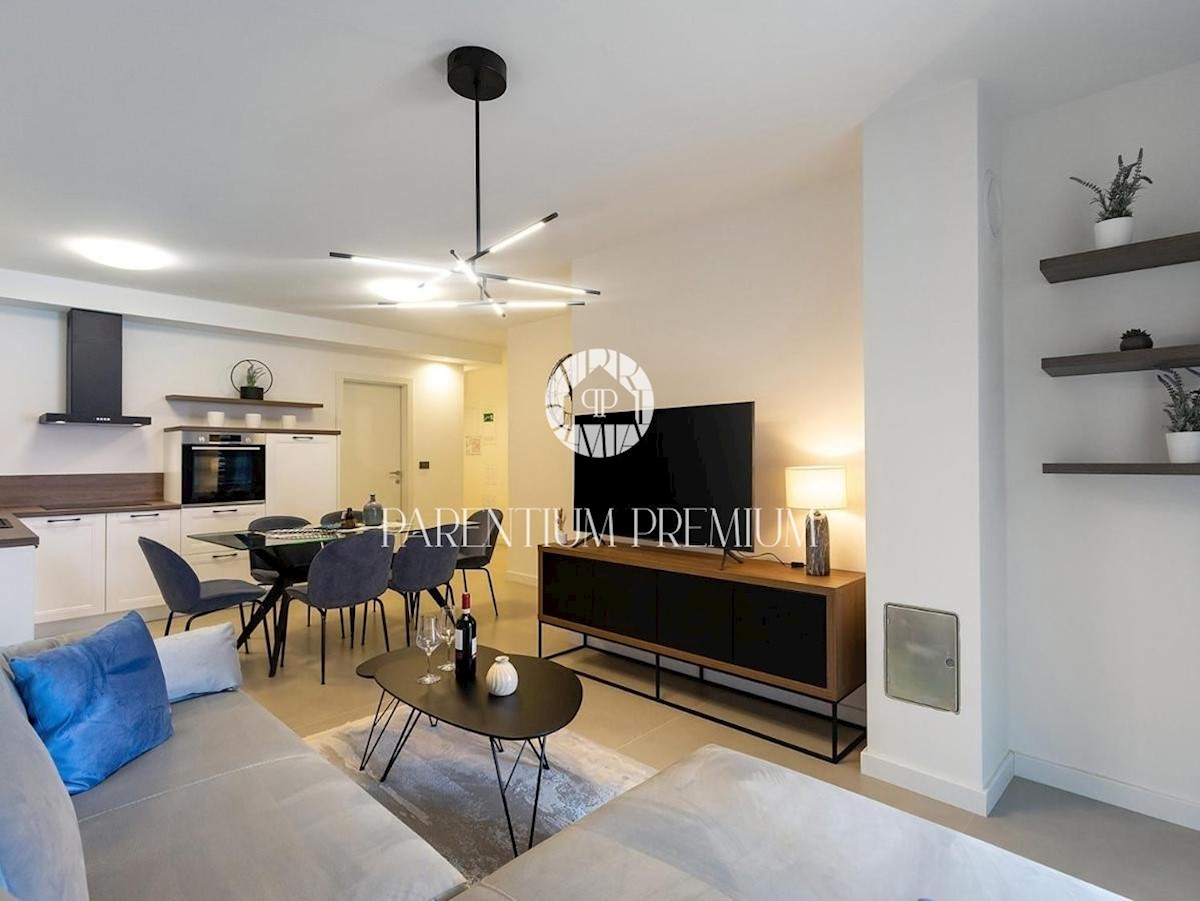 Appartamento in vendita nel centro di Parenzo – nuova costruzione con garage e ascensore