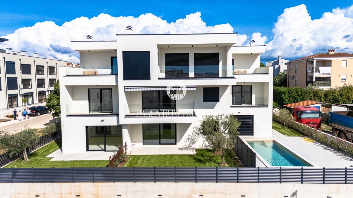 Parenzo - Casa a schiera a 800 m dal mare