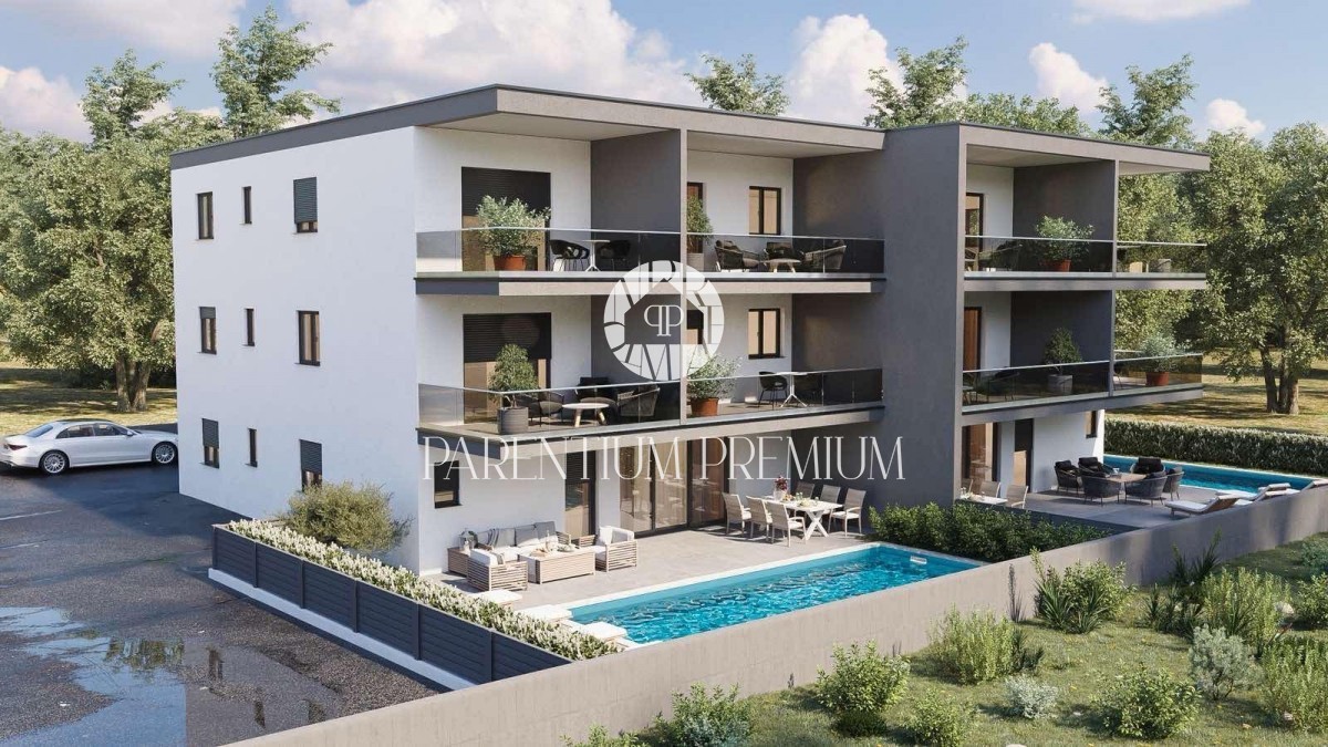 Moderno appartamento al 1° piano, a 700m dal mare e dal porto turistico