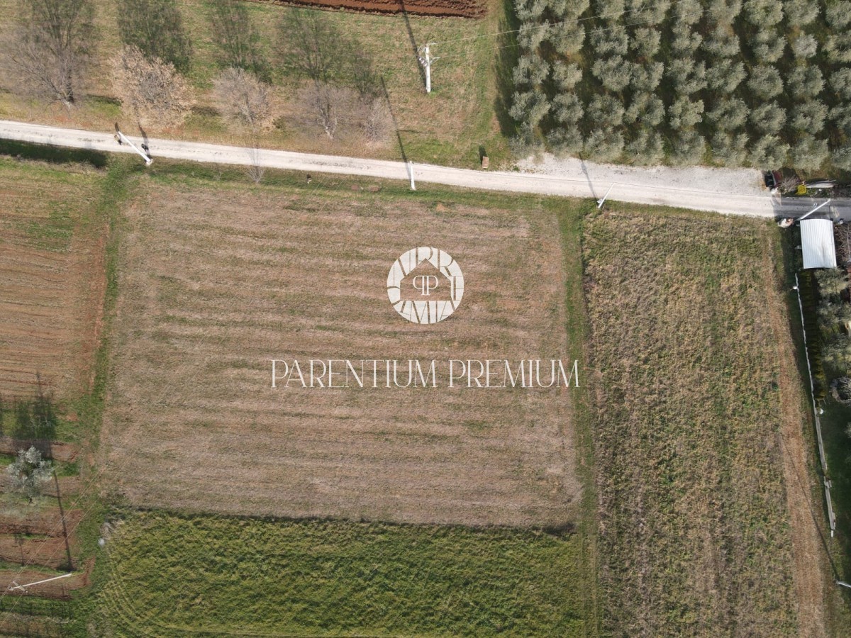 Terreno edificabile a 2 km dal mare e dal centro città