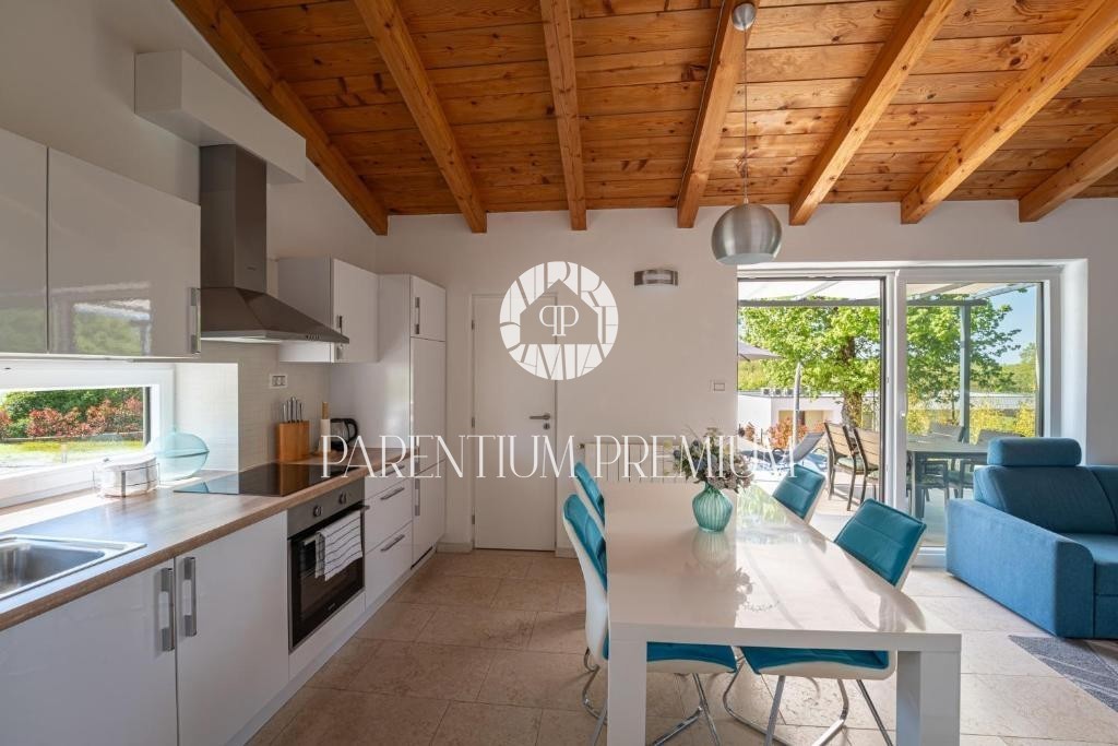 Oasi di pace nell’entroterra dell’Istria – Casa con piscina immersa nella natura