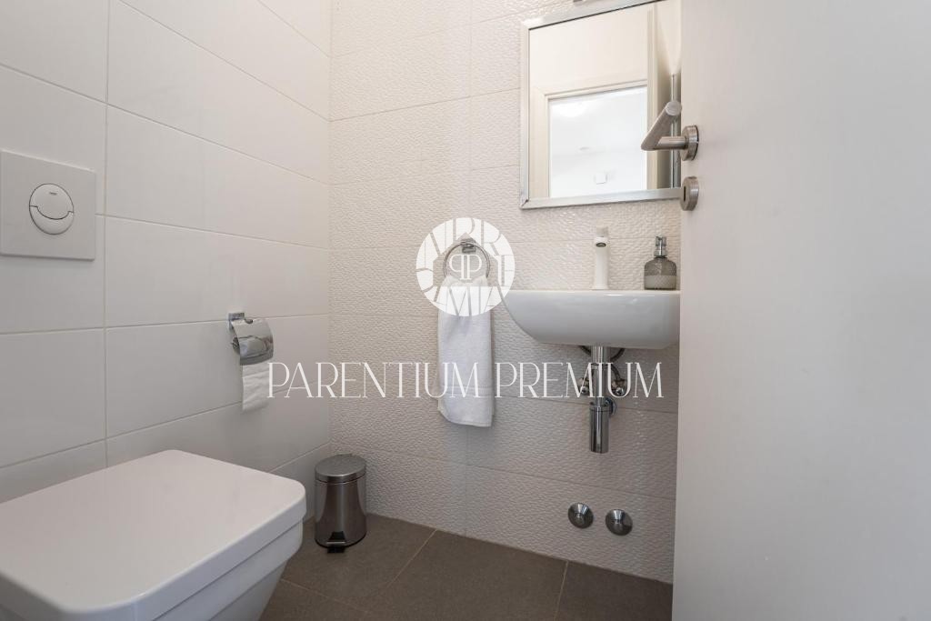 Oasi di pace nell’entroterra dell’Istria – Casa con piscina immersa nella natura