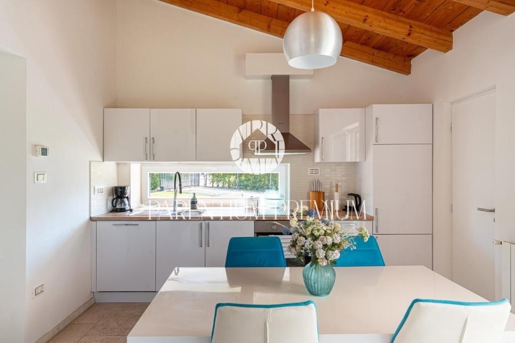 Oasi di pace nell’entroterra dell’Istria – Casa con piscina immersa nella natura