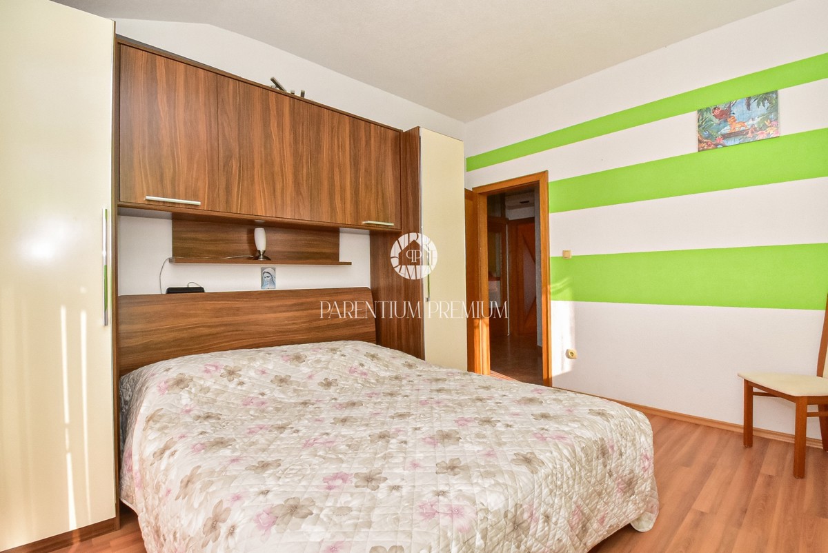 Affascinante Casa Familiare con Cortile Privato vicino a Parenzo