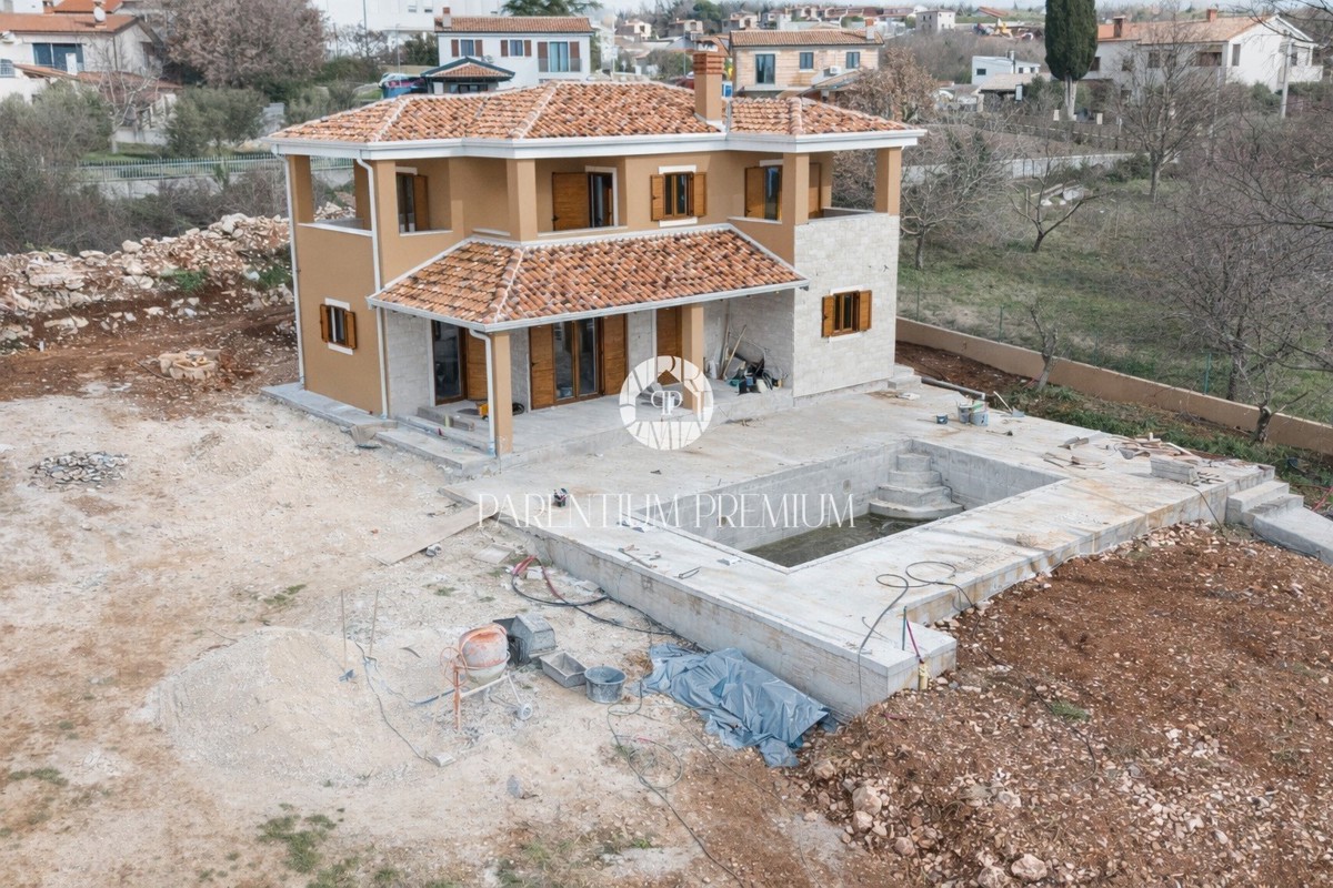Casa indipendente con piscina e vista panoramica sul mare