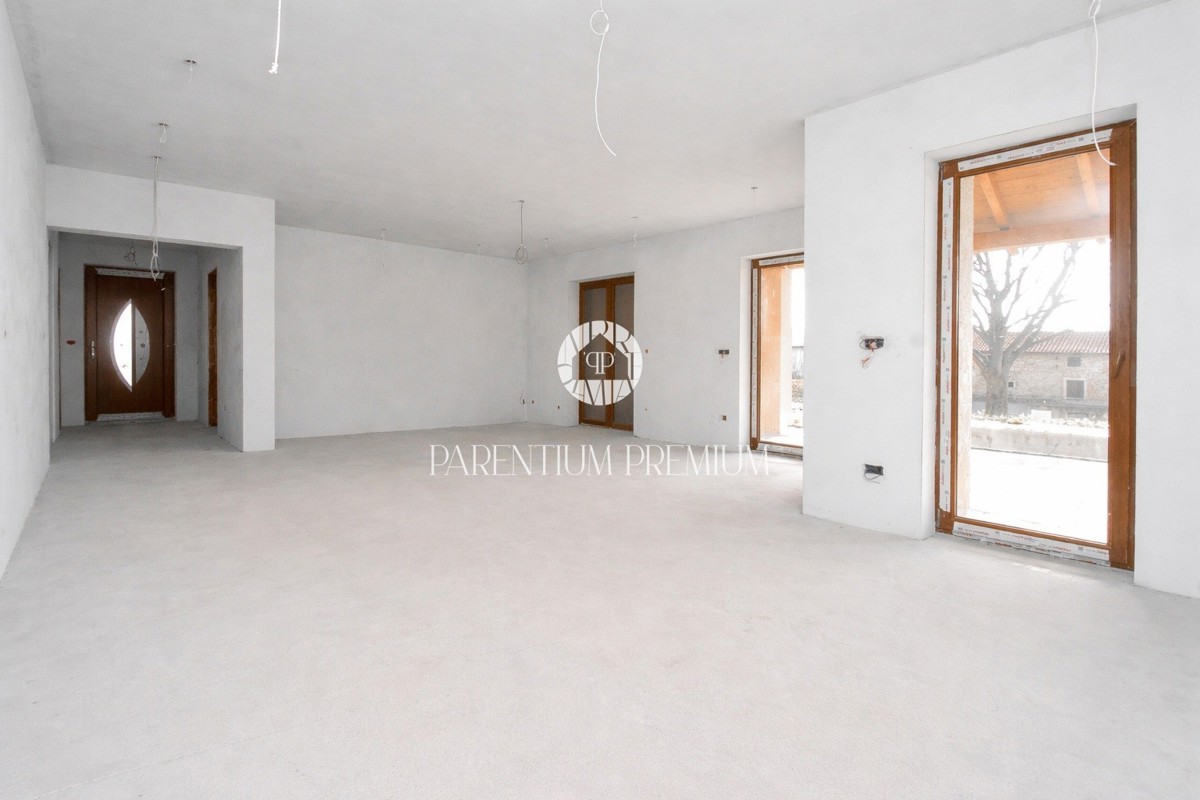 Casa indipendente con piscina e vista panoramica sul mare