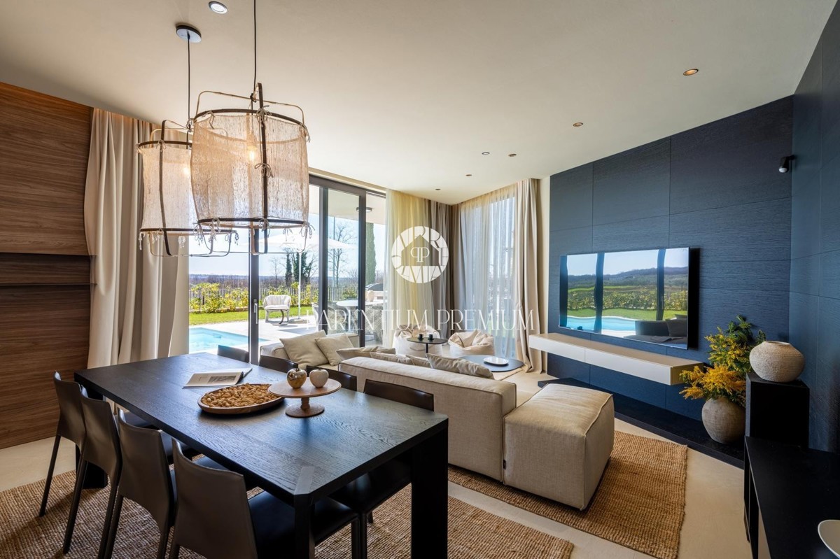 Villa moderna esclusiva con piscina