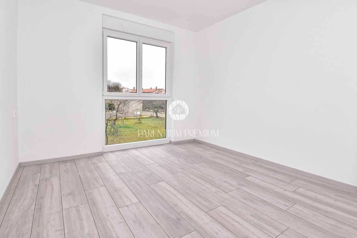 Nuova costruzione con ascensore – Appartamento moderno al primo piano vicino al mare