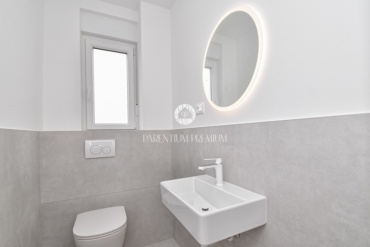 Nuova costruzione con ascensore – Appartamento moderno al primo piano vicino al mare