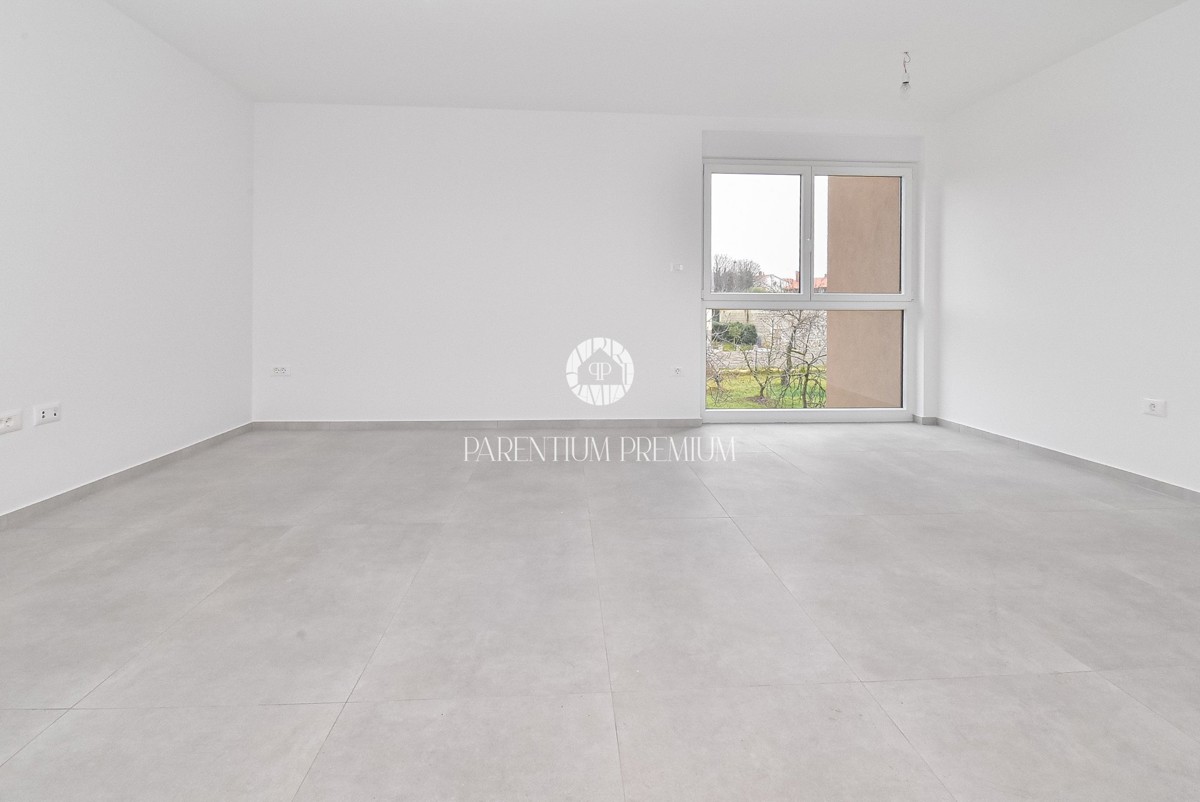 Nuova costruzione con ascensore – Appartamento moderno al primo piano vicino al mare