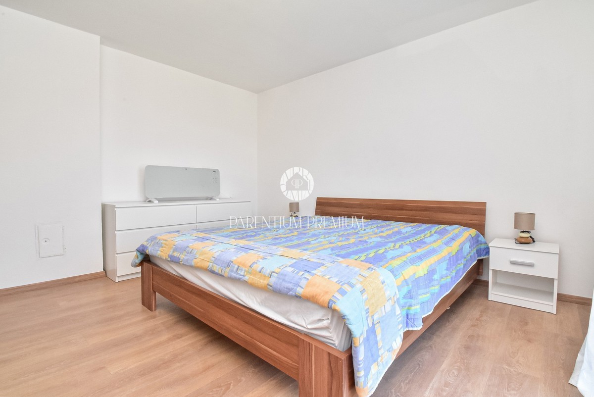 Appartamento spazioso nel centro città con vista mare, a soli 100 m dal mare