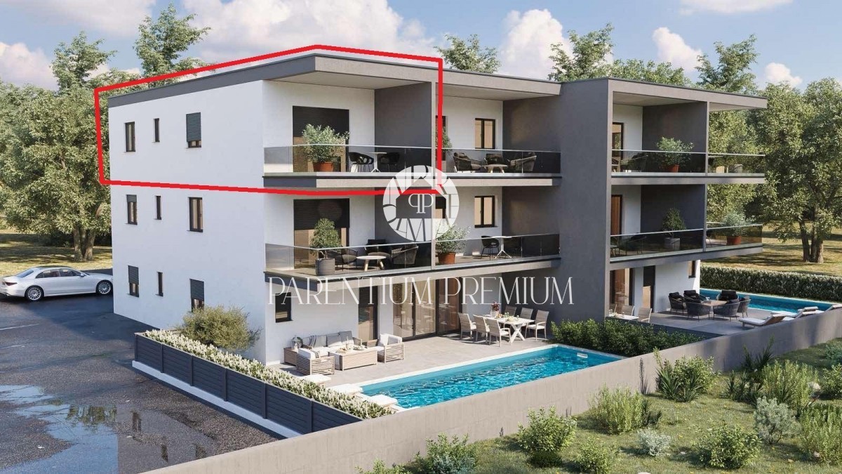 Moderno appartamento al 2° piano con fantastica vista mare, a soli 700 metri dal mare e dal porto turistico