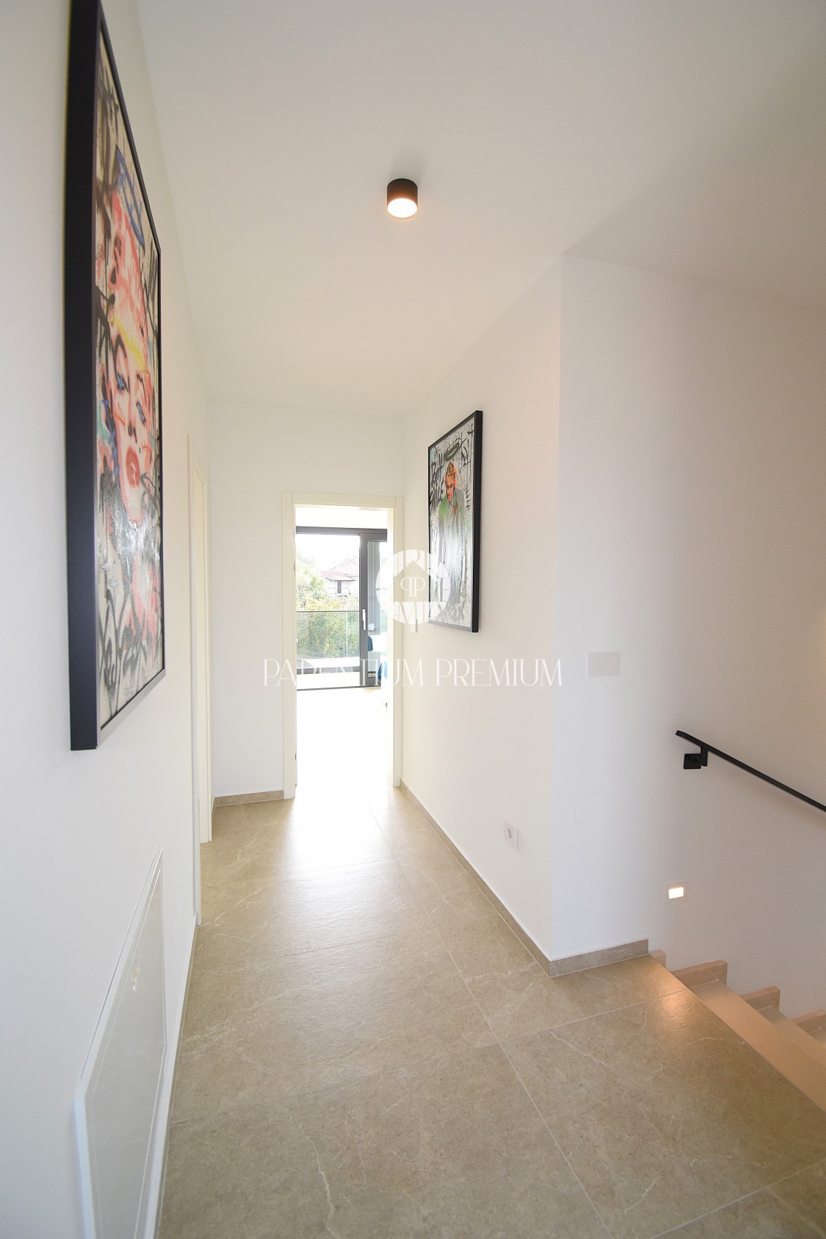 Villa di lusso con piscina, sauna e jacuzzi, a 2 km da Parenzo e dal mare