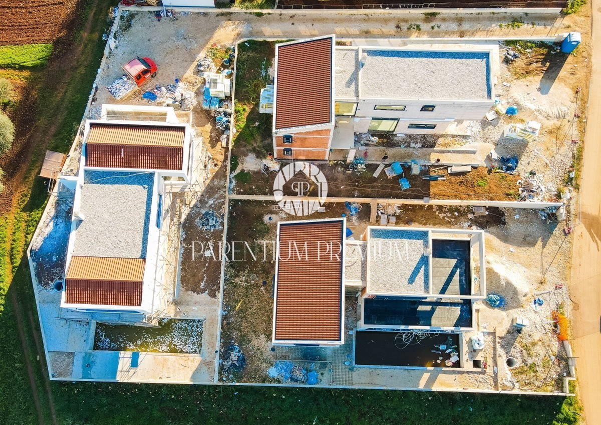 Villa di lusso con piscina riscaldata e vista mare vicino a Parenzo