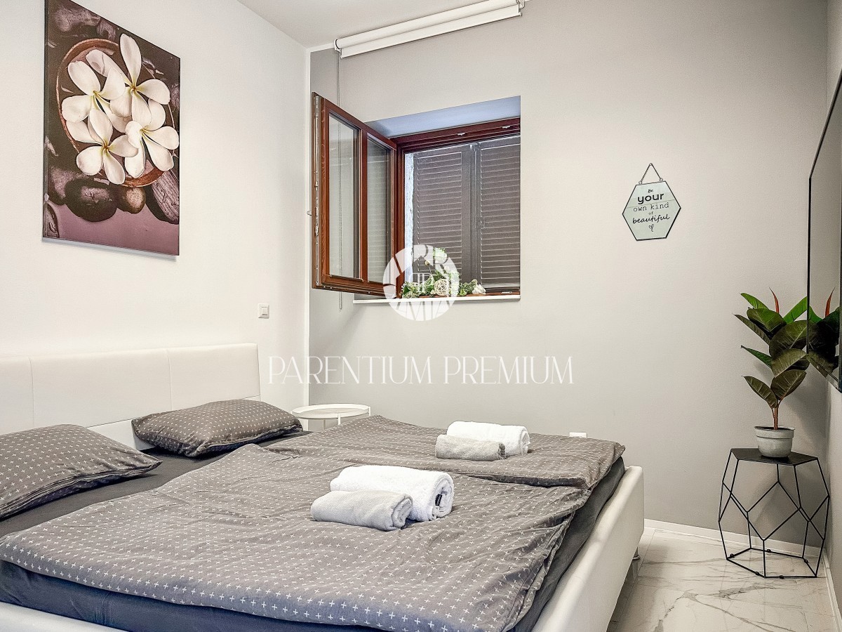 Poreč centro - Appartamento al piano terra a 30m dal mare
