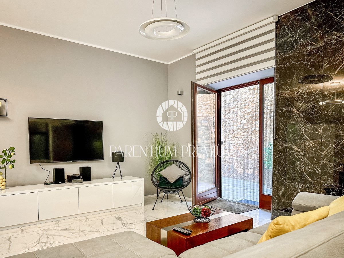 Poreč centro - Appartamento al piano terra a 30m dal mare