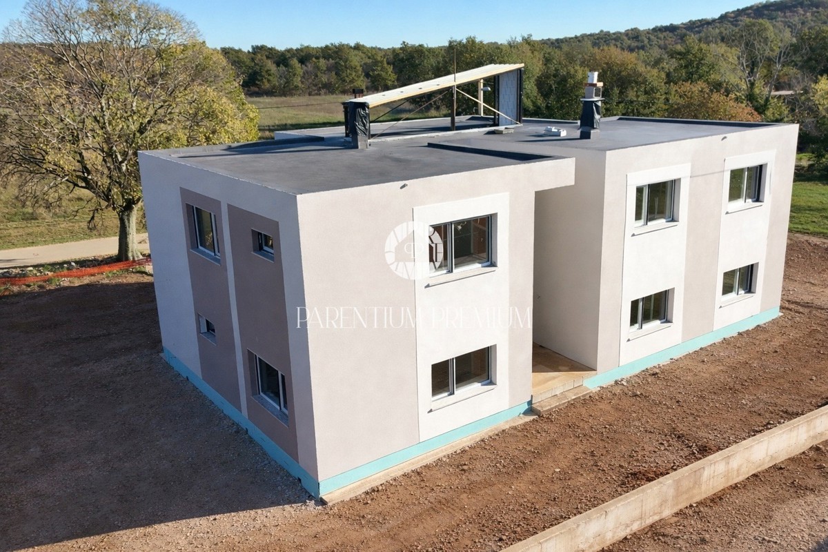 Appartamento al primo piano con terrazza sul tetto – Comfort moderno con vista