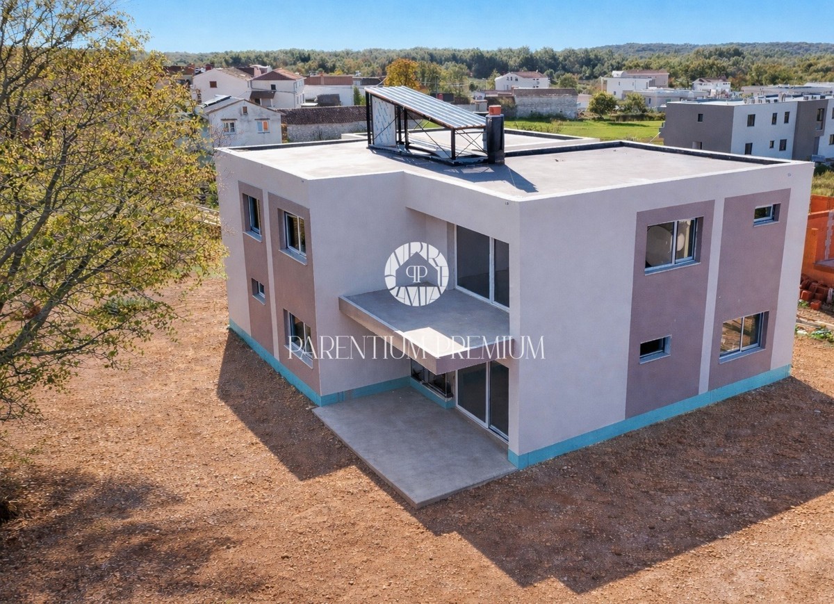 Appartamento al primo piano con terrazza sul tetto – Comfort moderno con vista