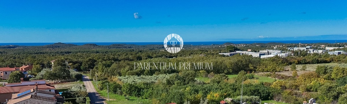 Appartamento moderno in edificio con ascensore e vista mare