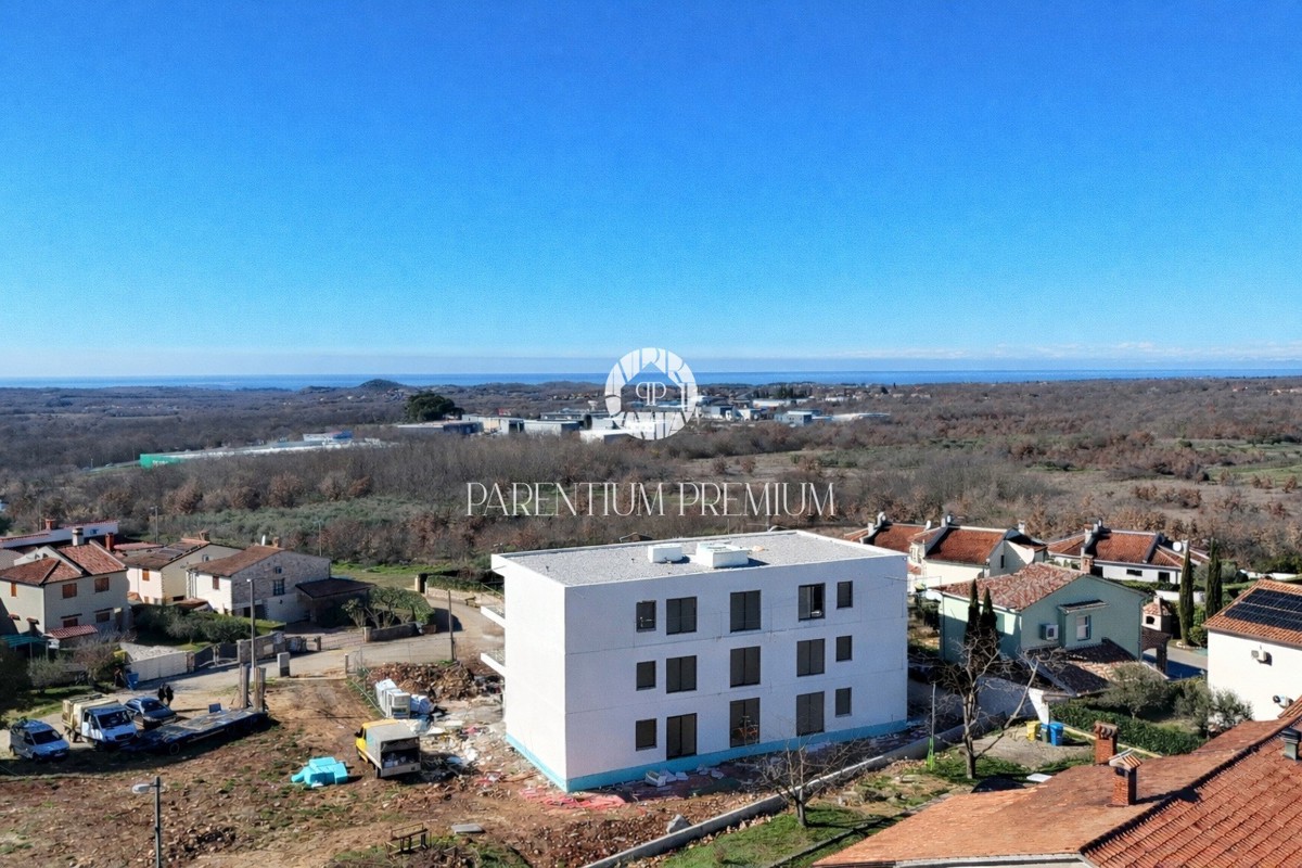 Appartamento moderno in edificio con ascensore e vista mare