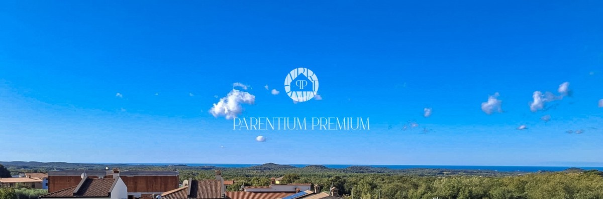 Appartamento moderno al 1° piano con ampia terrazza e vista mare