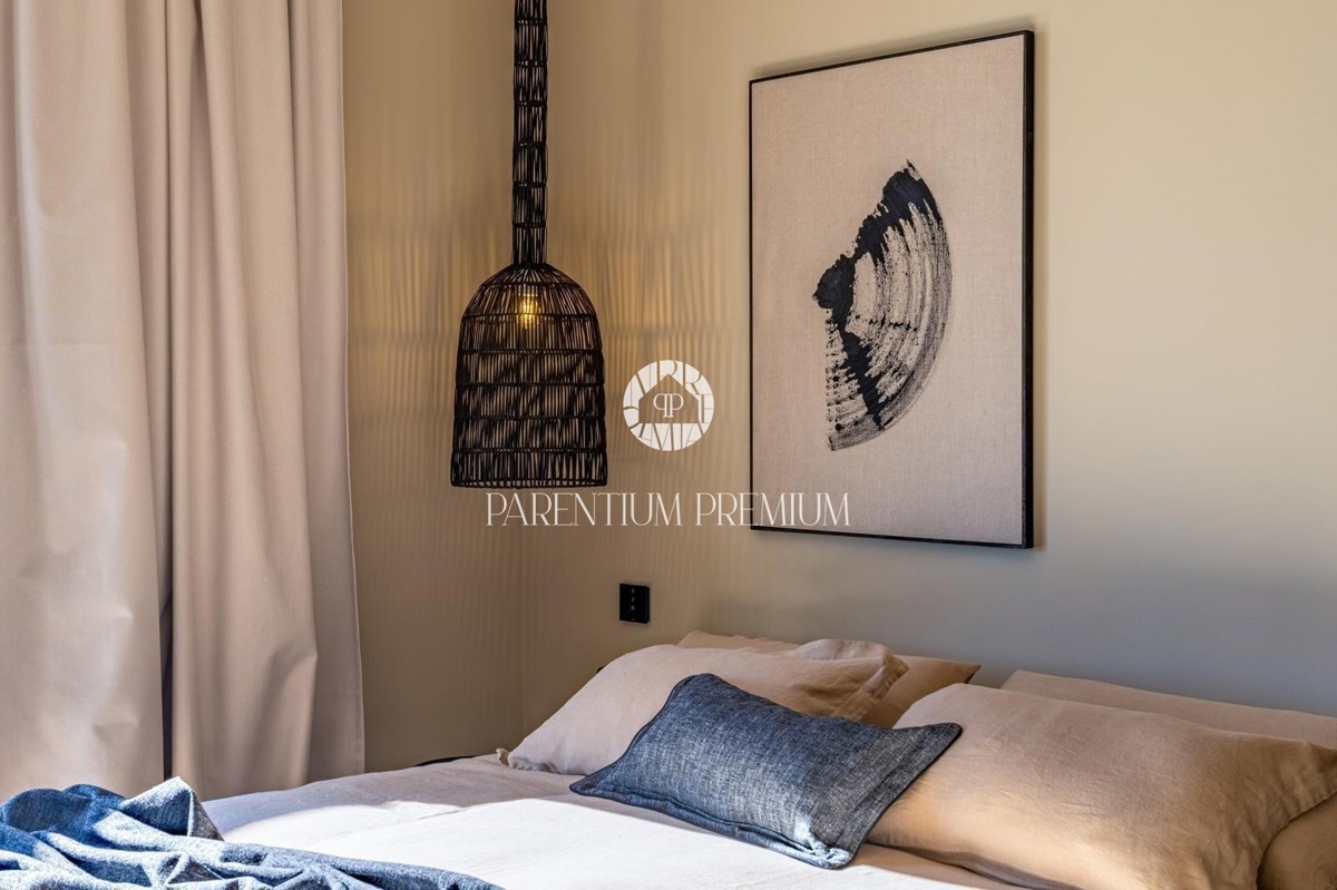 Villa di lusso con piscina e vista panoramica sul mare