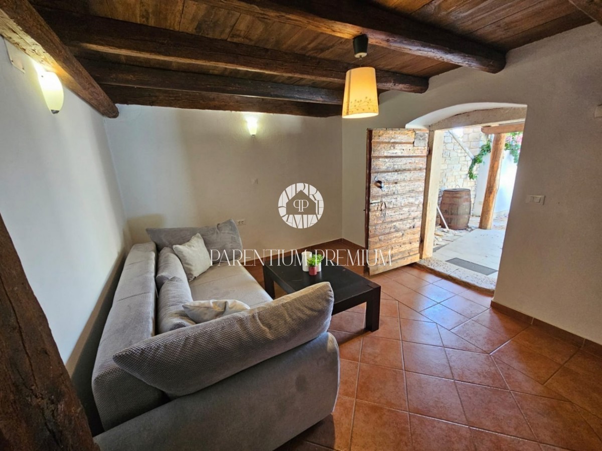 Autentica casa in pietra istriana con piscina e fascino mediterraneo