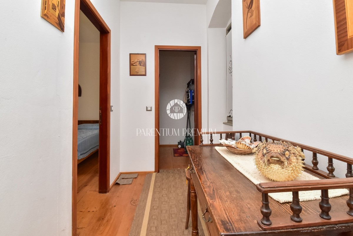 Autentica casa in pietra istriana con ampio giardino – a 1000 m dal mare