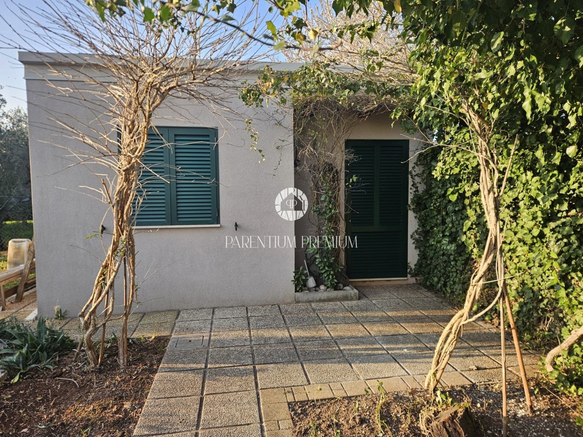 Casa 28 m², terreno 1.124 m² – a soli 500 m dal mare e dallo stadio principale ATP