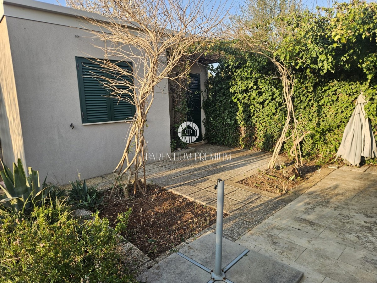 Casa 28 m², terreno 1.124 m² – a soli 500 m dal mare e dallo stadio principale ATP