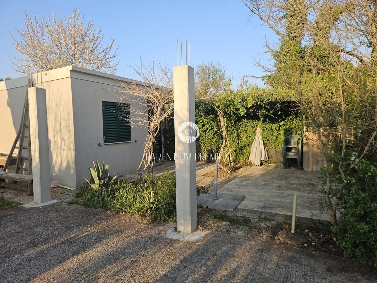 Casa 28 m², terreno 1.124 m² – a soli 500 m dal mare e dallo stadio principale ATP