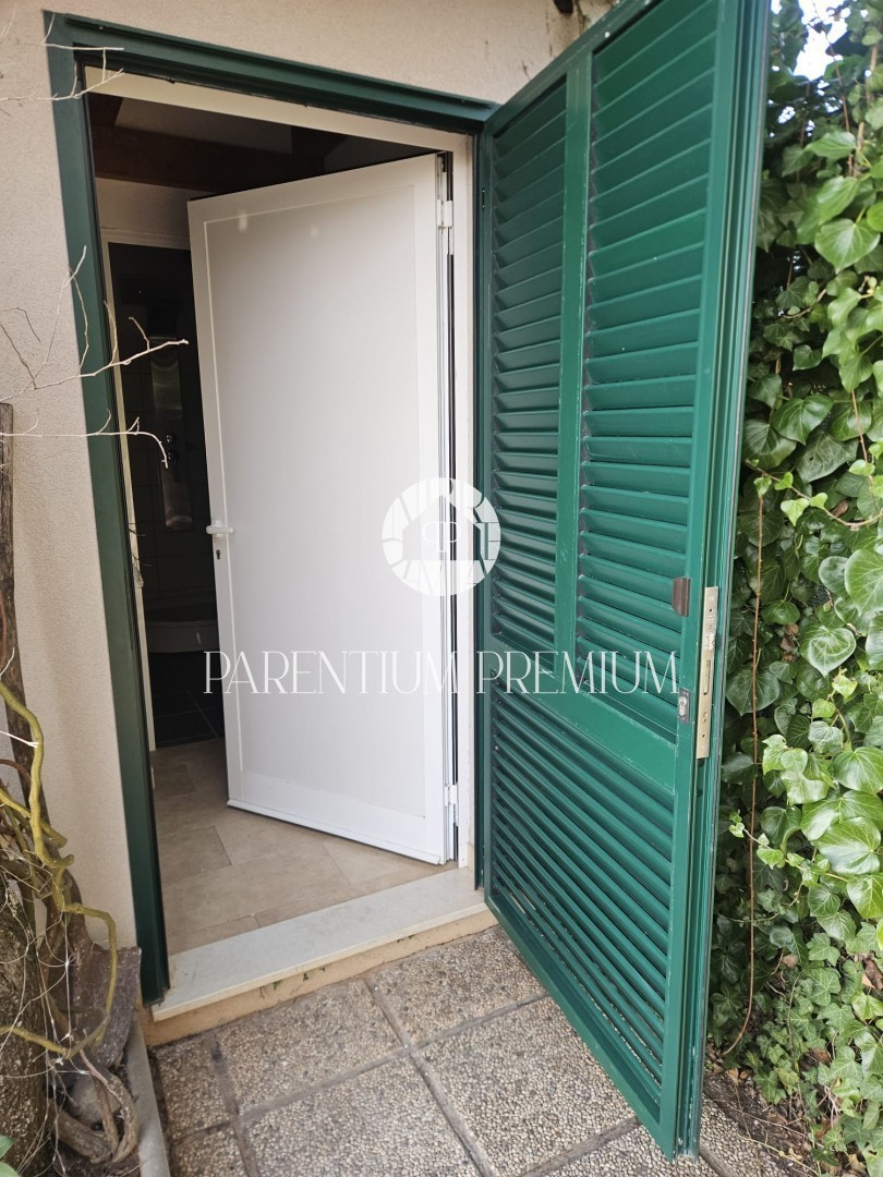 Casa 28 m², terreno 1.124 m² – a soli 500 m dal mare e dallo stadio principale ATP