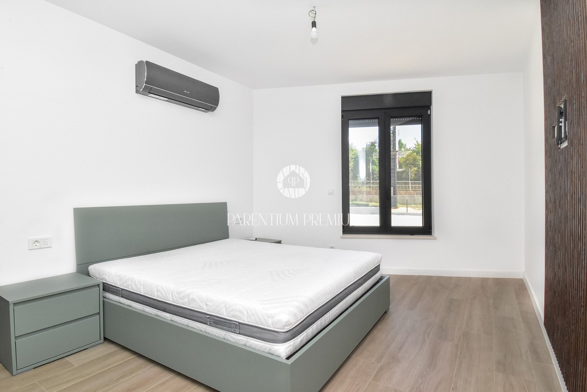 Appartamento in palazzina moderna con cortile, a 400 metri dalla spiaggia