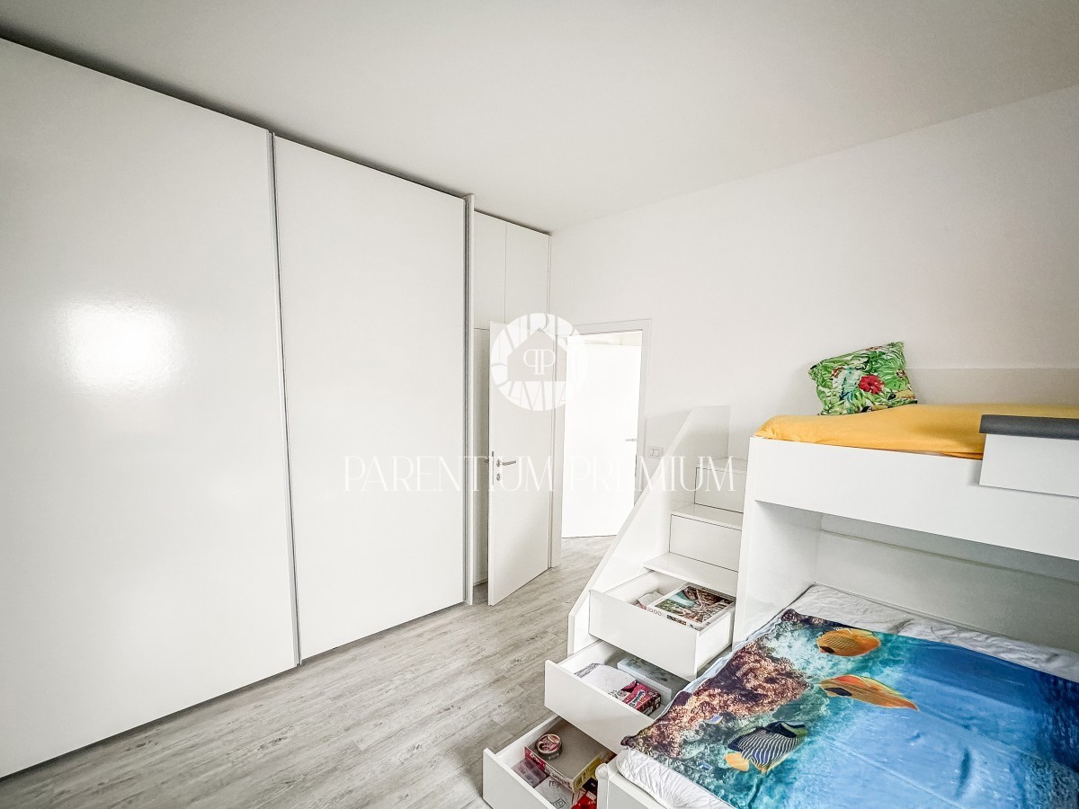 Poreč centro - Appartamento al 1° piano, a 30m dal mare