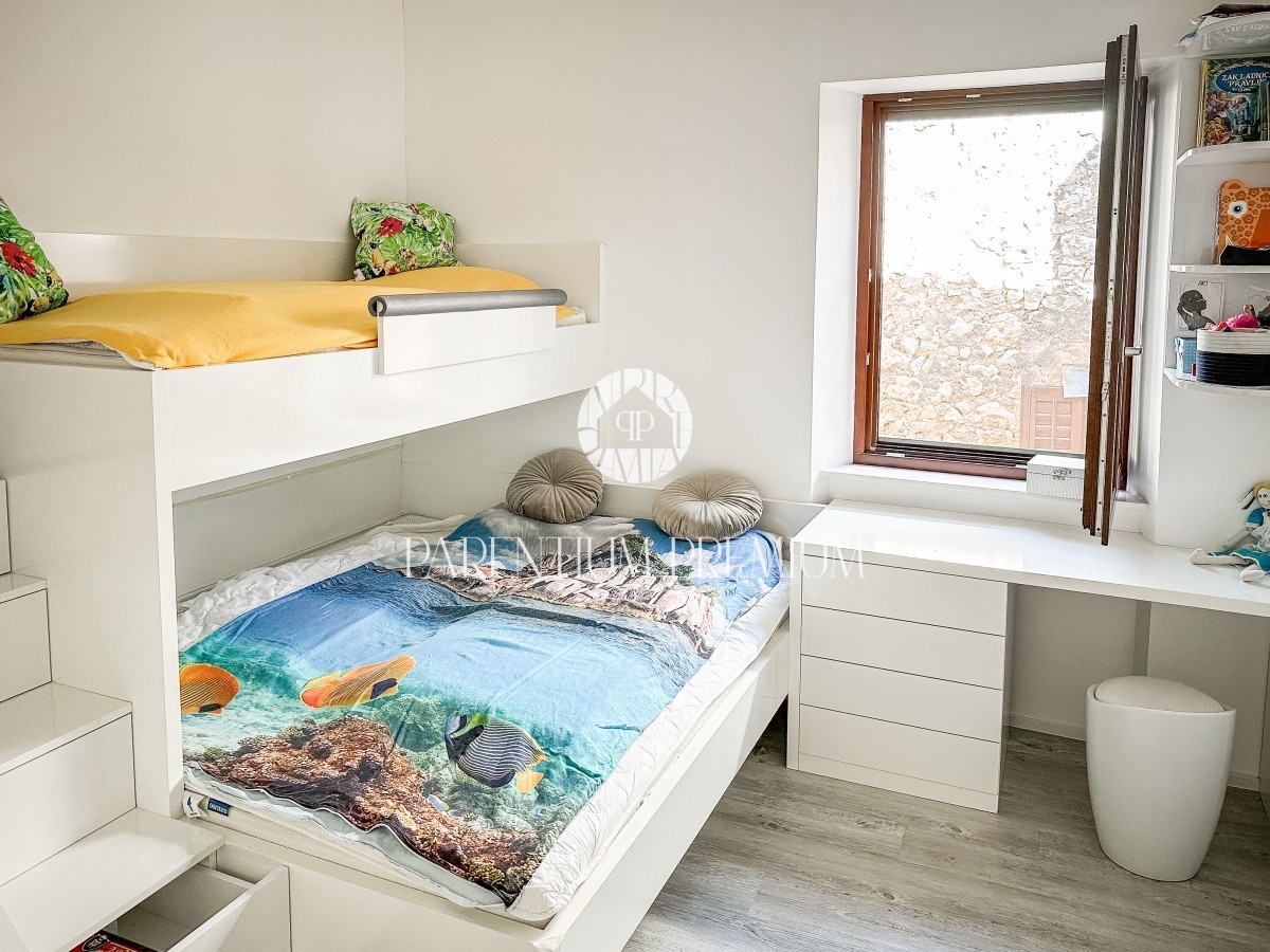 Poreč centro - Appartamento al 1° piano, a 30m dal mare