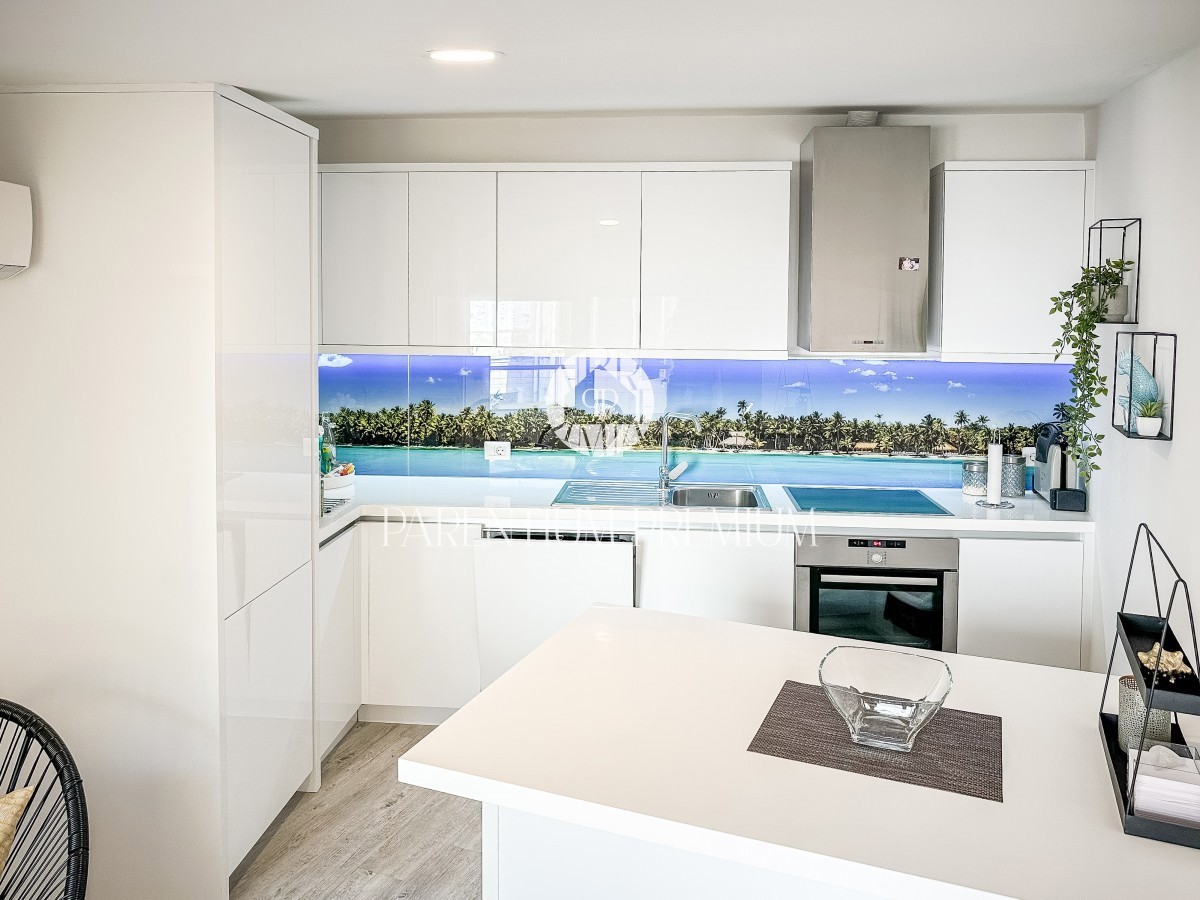 Poreč centro - Appartamento al 1° piano, a 30m dal mare
