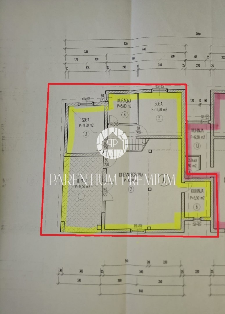 Accogliente casa bifamiliare con giardino privato e molta privacy ai margini del paese
