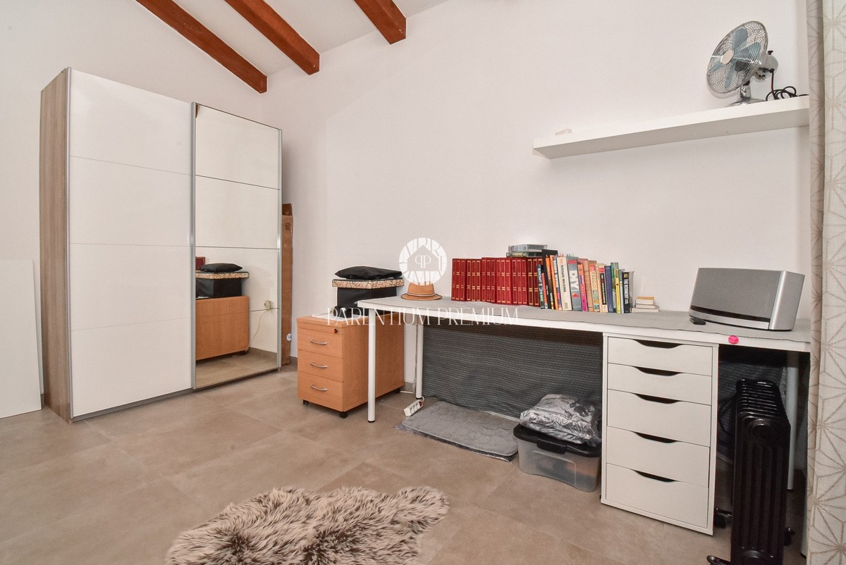 Accogliente casa bifamiliare con giardino privato e molta privacy ai margini del paese