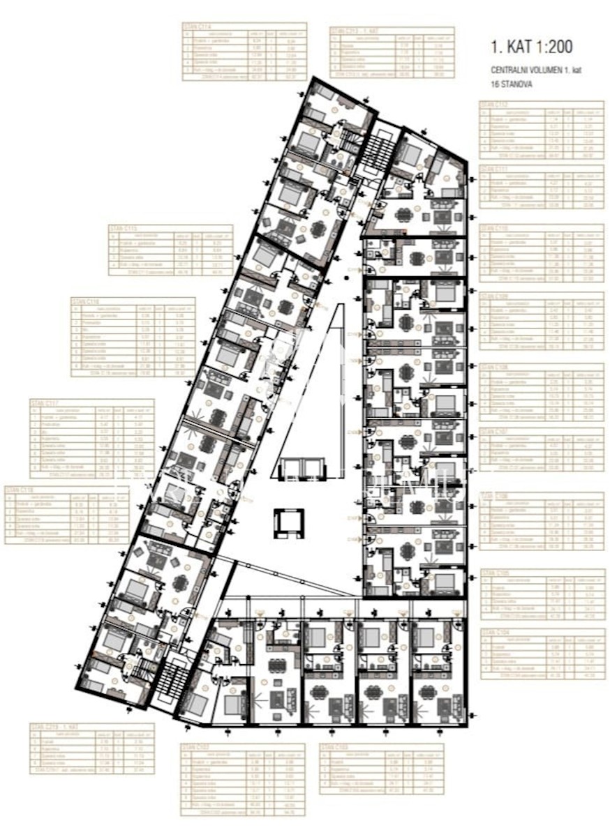Fantastico appartamento al 1° piano in un edificio con piscina e ascensore