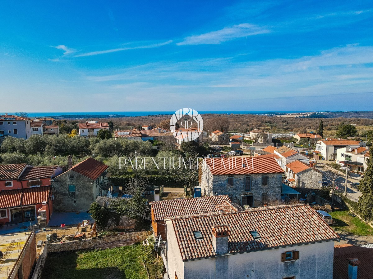 Lussuoso appartamento con terrazza sul tetto e jacuzzi con vista mare