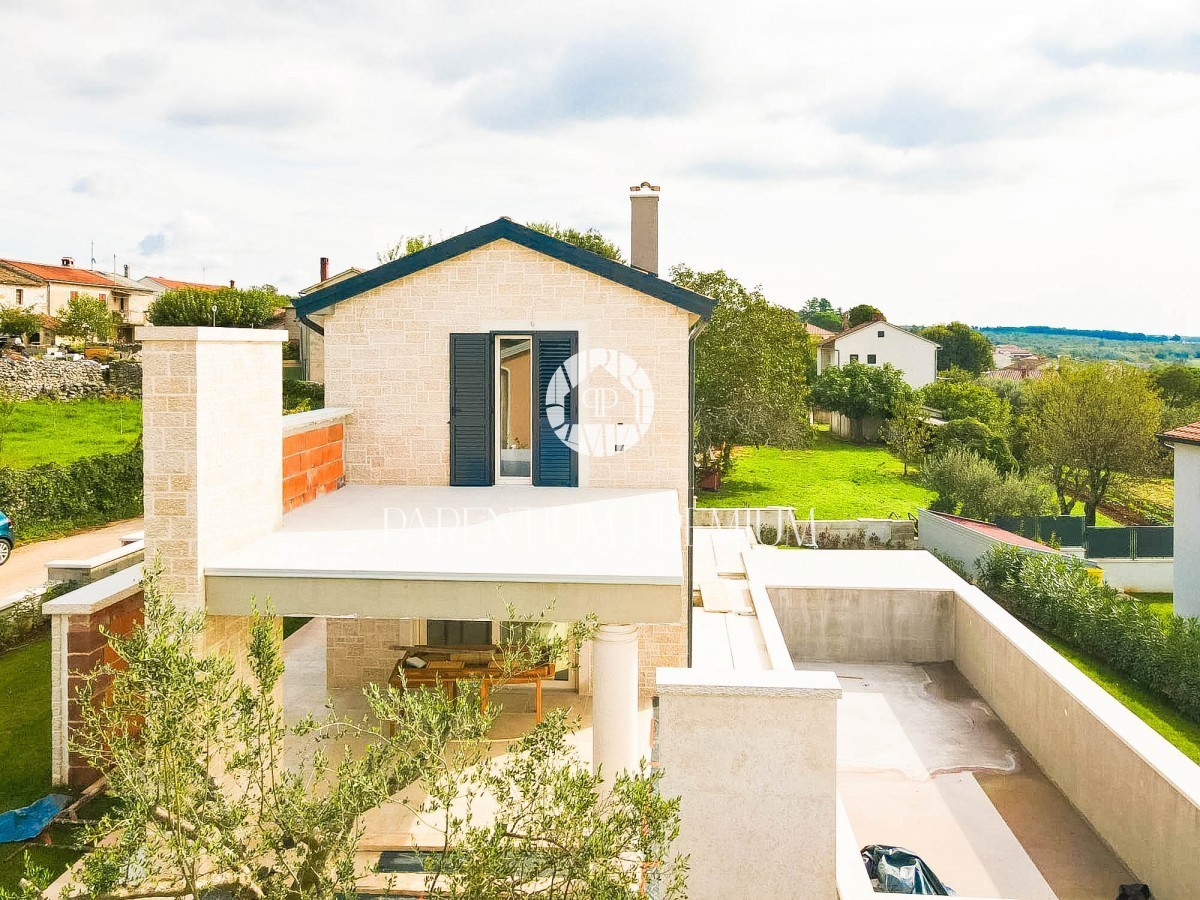 Villa in pietra in posizione tranquilla con bellissima vista panoramica sul mare