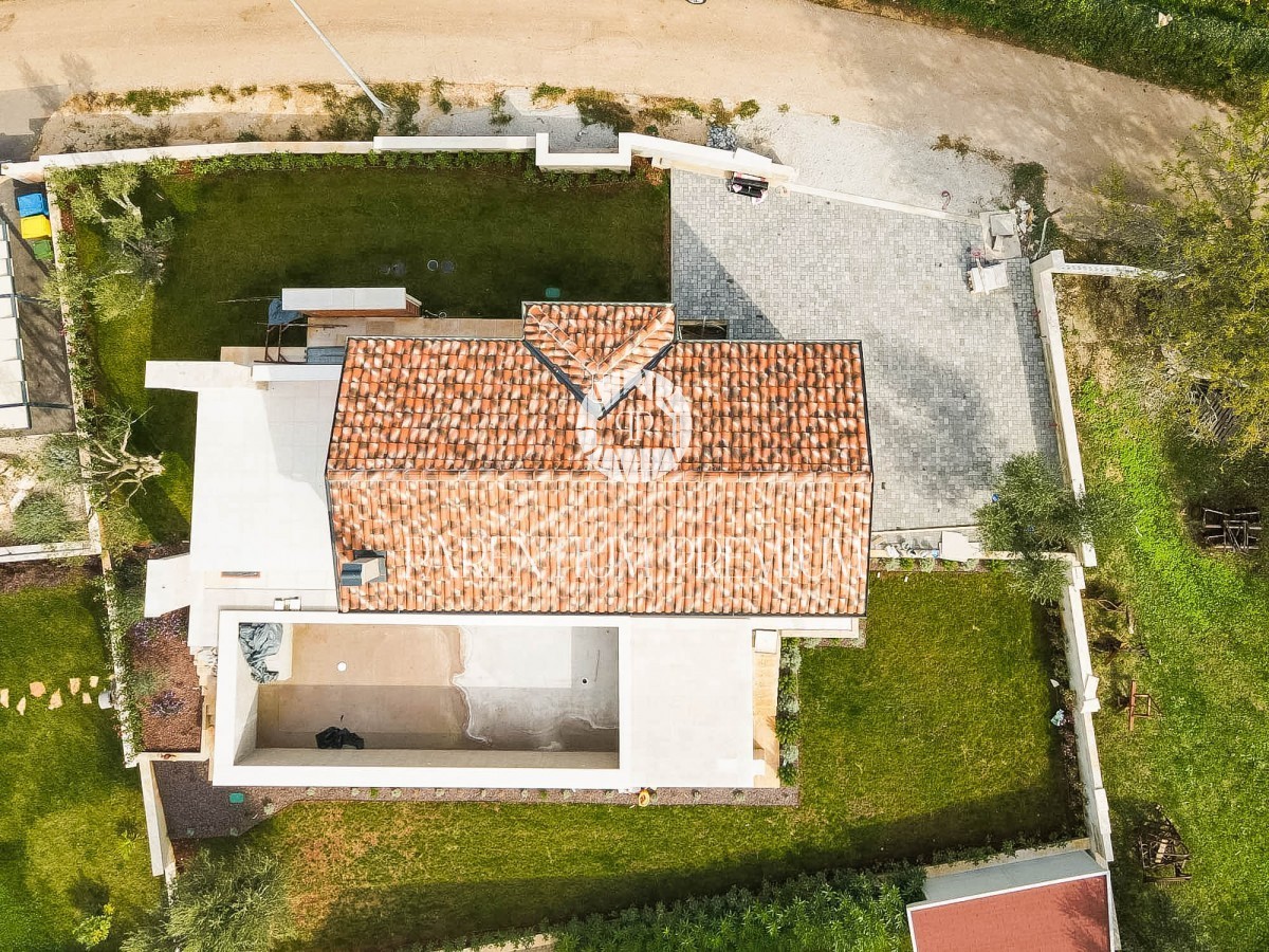 Villa in pietra in posizione tranquilla con bellissima vista panoramica sul mare