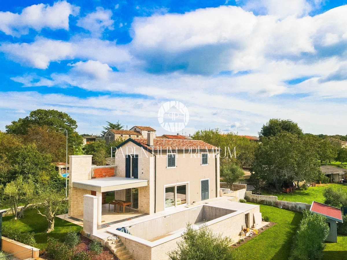 Villa in pietra in posizione tranquilla con bellissima vista panoramica sul mare