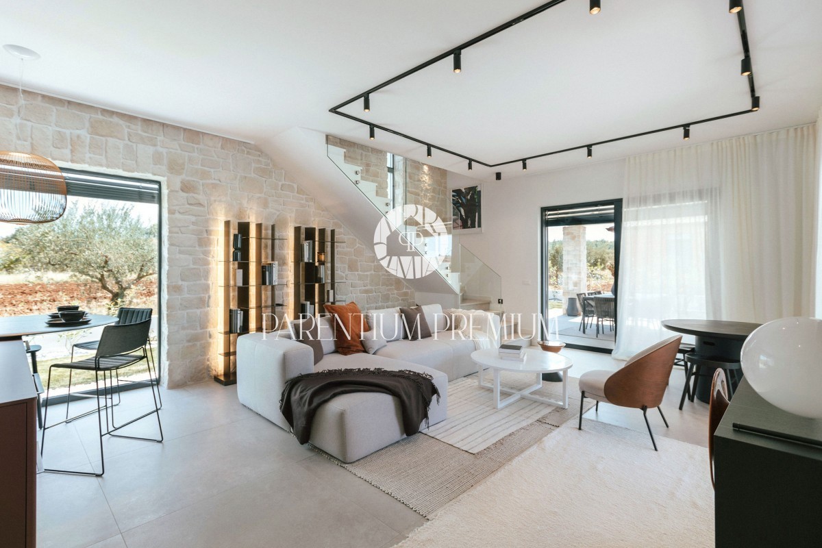 Bellissima villa di design a 5 km dal mare