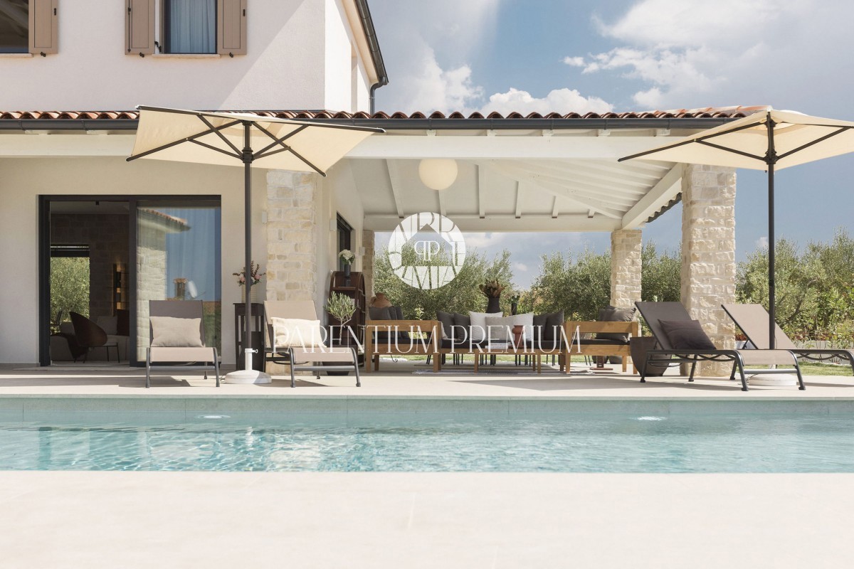 Bellissima villa di design a 5 km dal mare