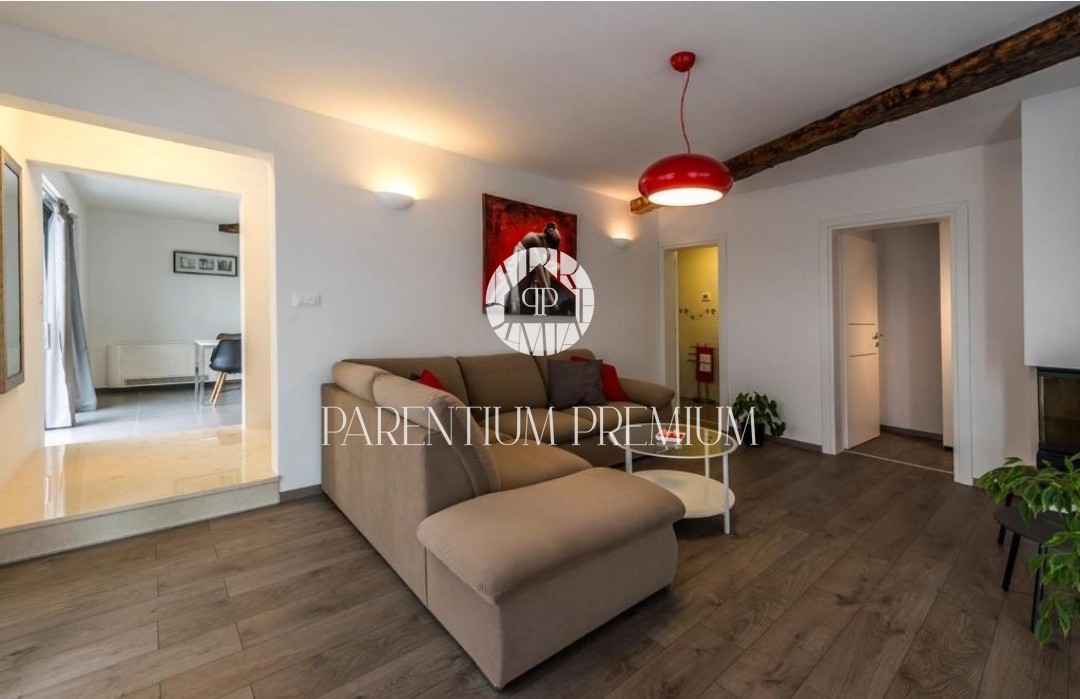 Bella casa su un ampio appezzamento di terreno
