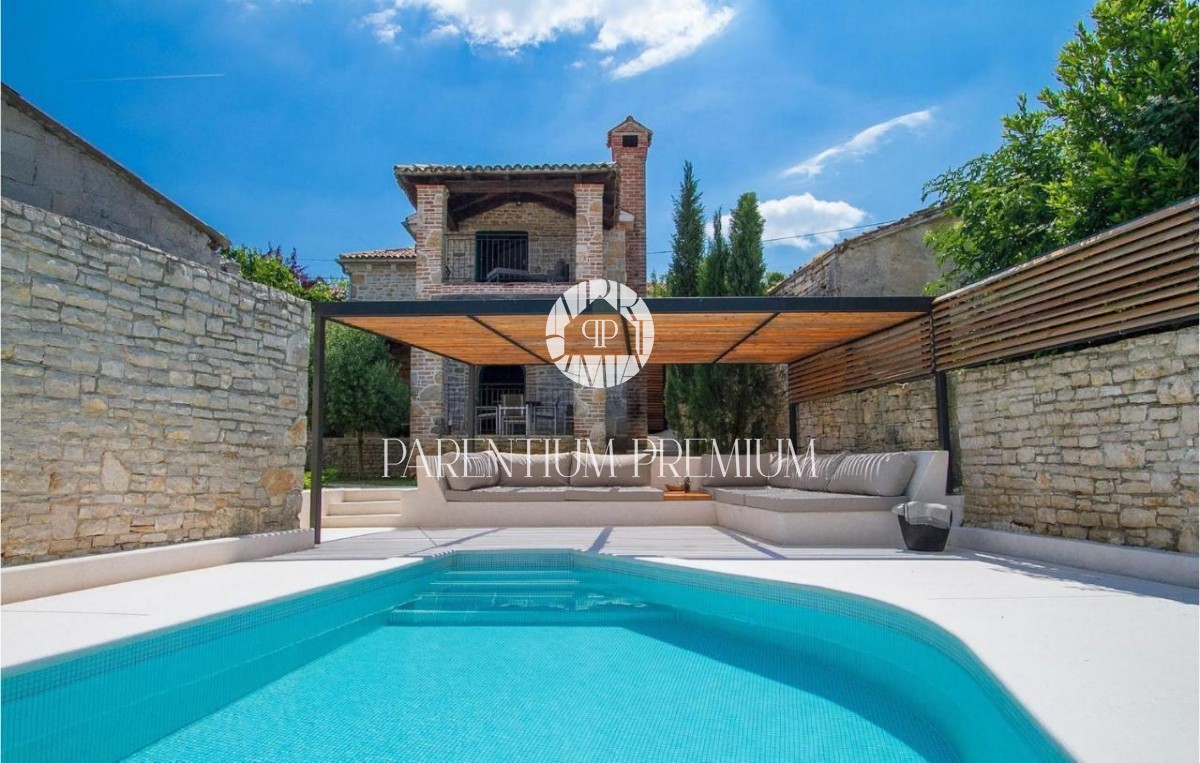 Casa in pietra ristrutturata vicino a Parenzo