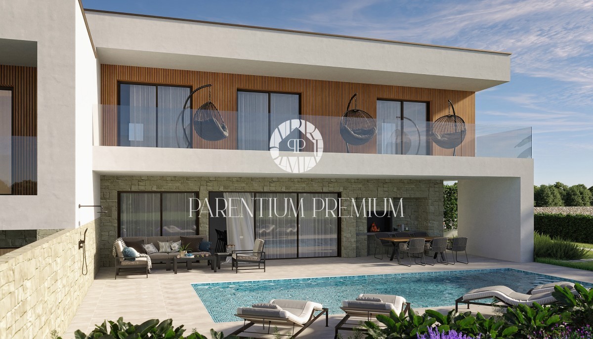 Villa di qualità con piscina riscaldata, mobili di design e incantevole vista sul mare