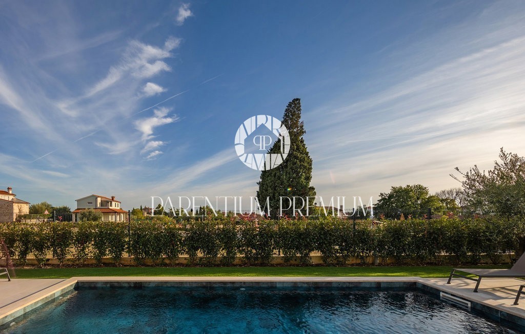 Bellissima Villa con piscina a 1 km dal mare