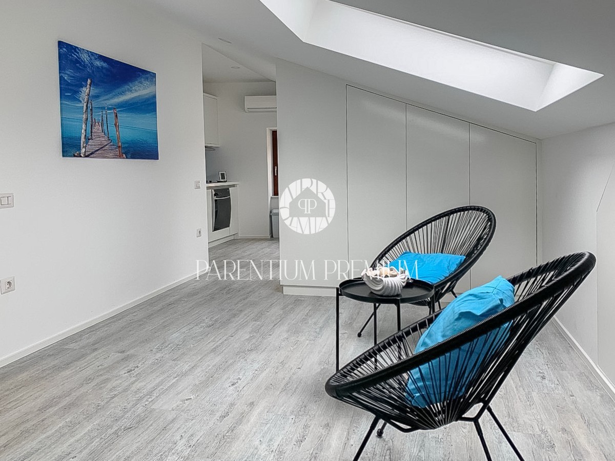 Poreč centro - Appartamento al 2° piano, a 30m dal mare